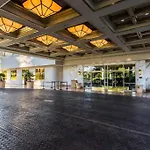 Stunning Mgm Studio Strip View 26611